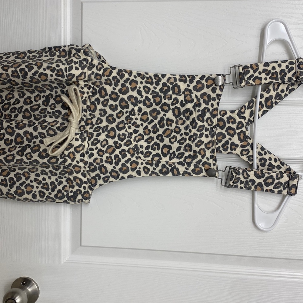 Cheetah printed jumpsuit